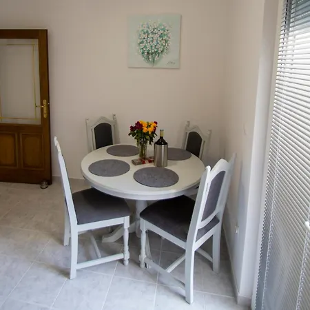 Diana Apartamento Kaštela
